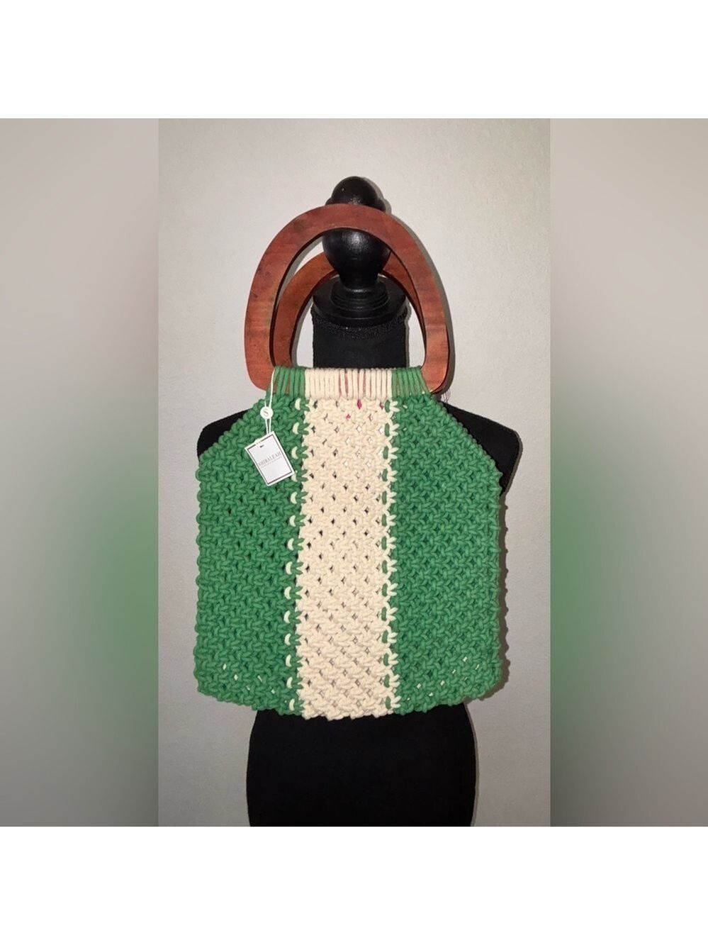🔥NEW🔥 RARE SHIRALEAH Chicago EMI Green/Cream Crochet Cherry Wood Handle Bag NWT